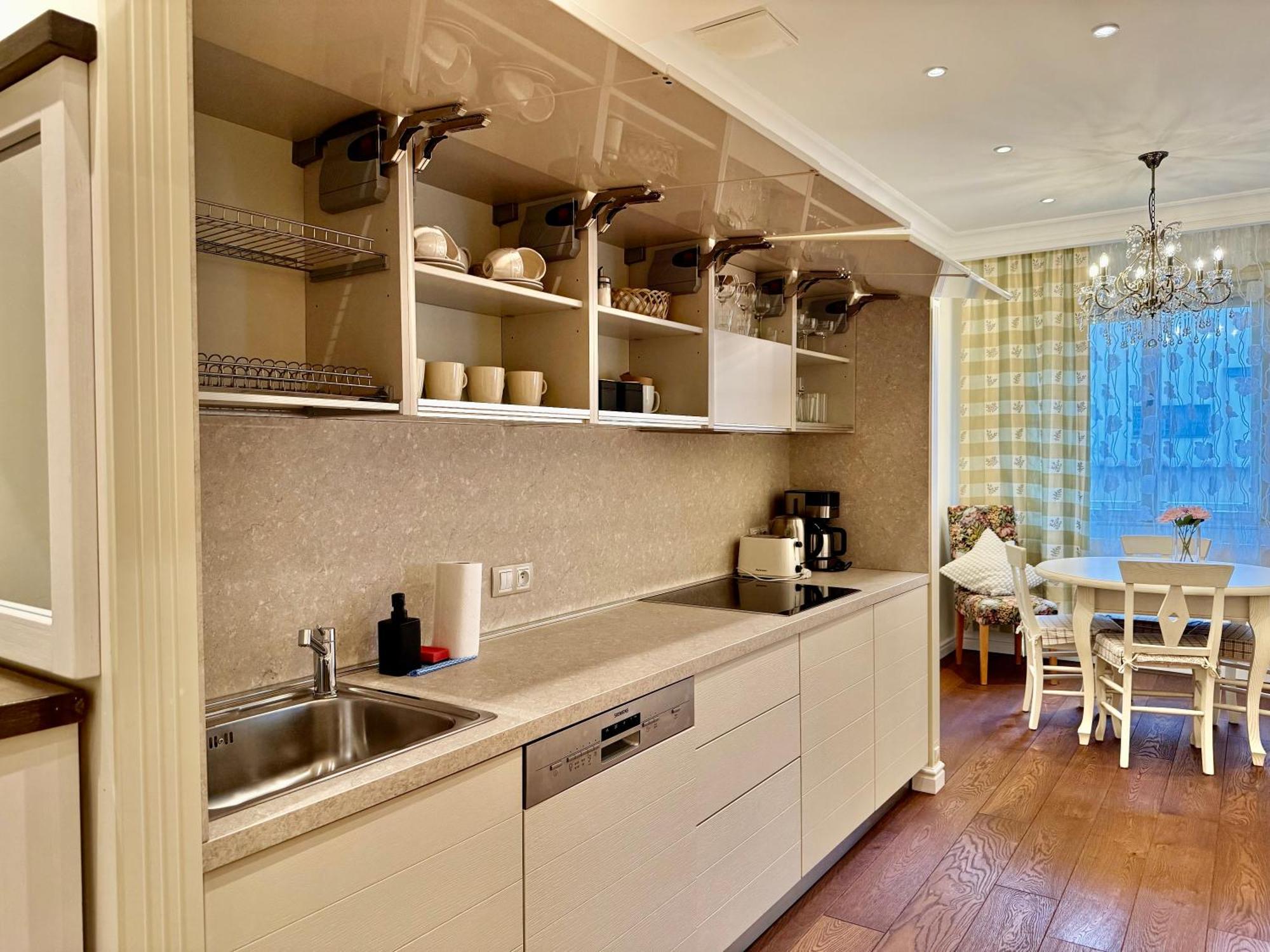 Unique Charles Bridge 2Bdr Apartment. Прага Экстерьер фото